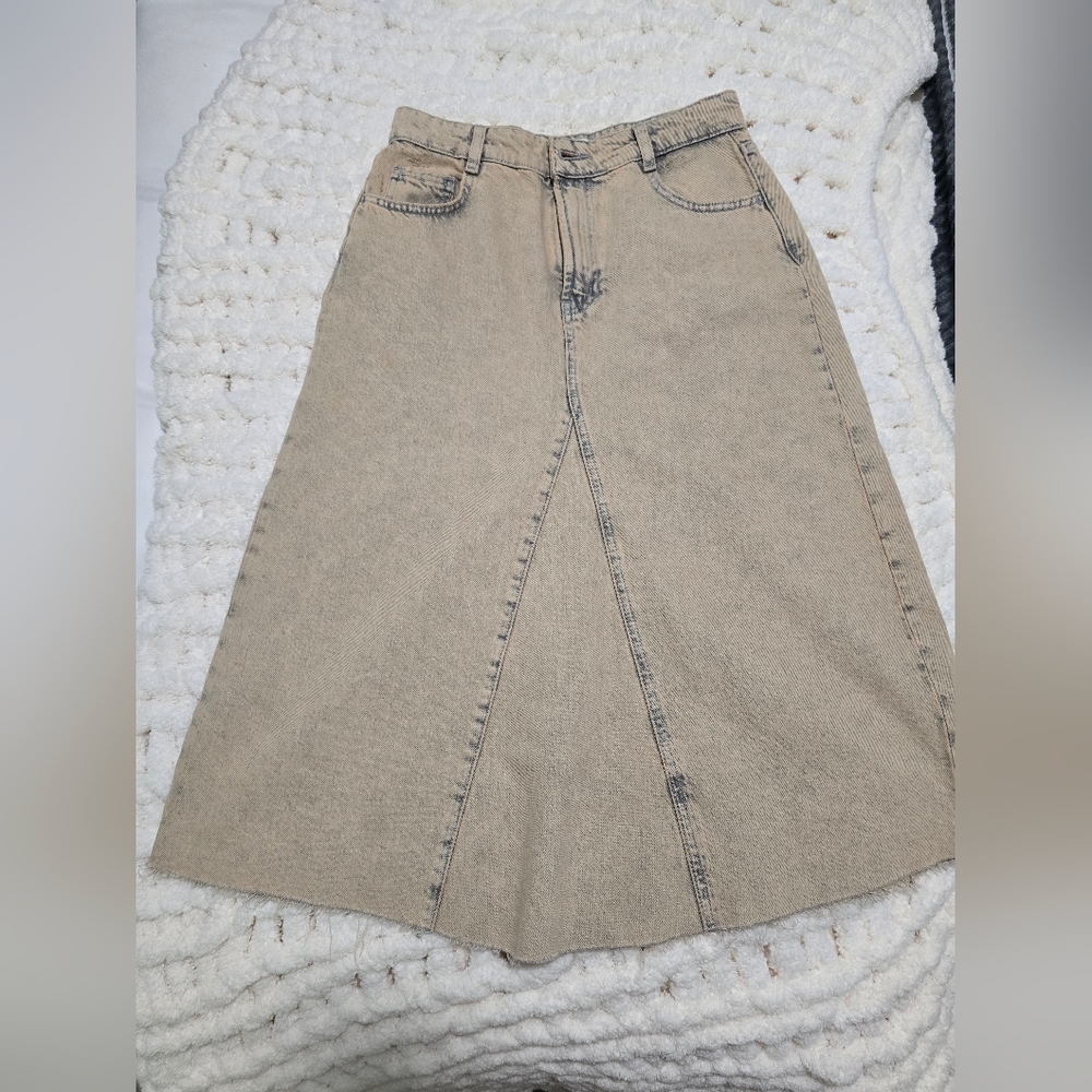 Zara Women's Beige TRF Overdyed Frayed Denim Mid Rise A-line Midi Skirt Size S